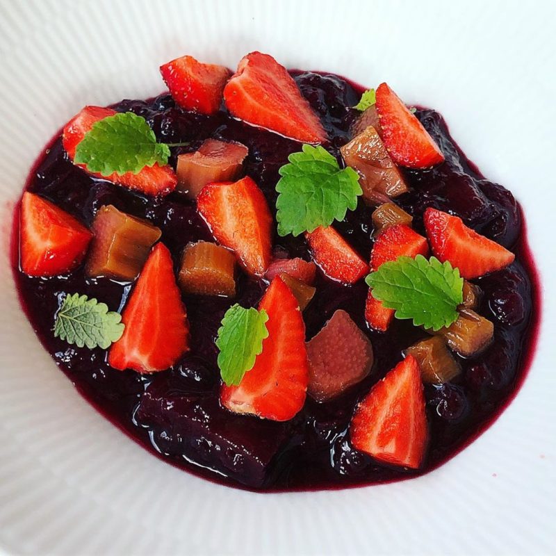 Rødgrød med fløde - Danish dessert at Restaurant Frihavn